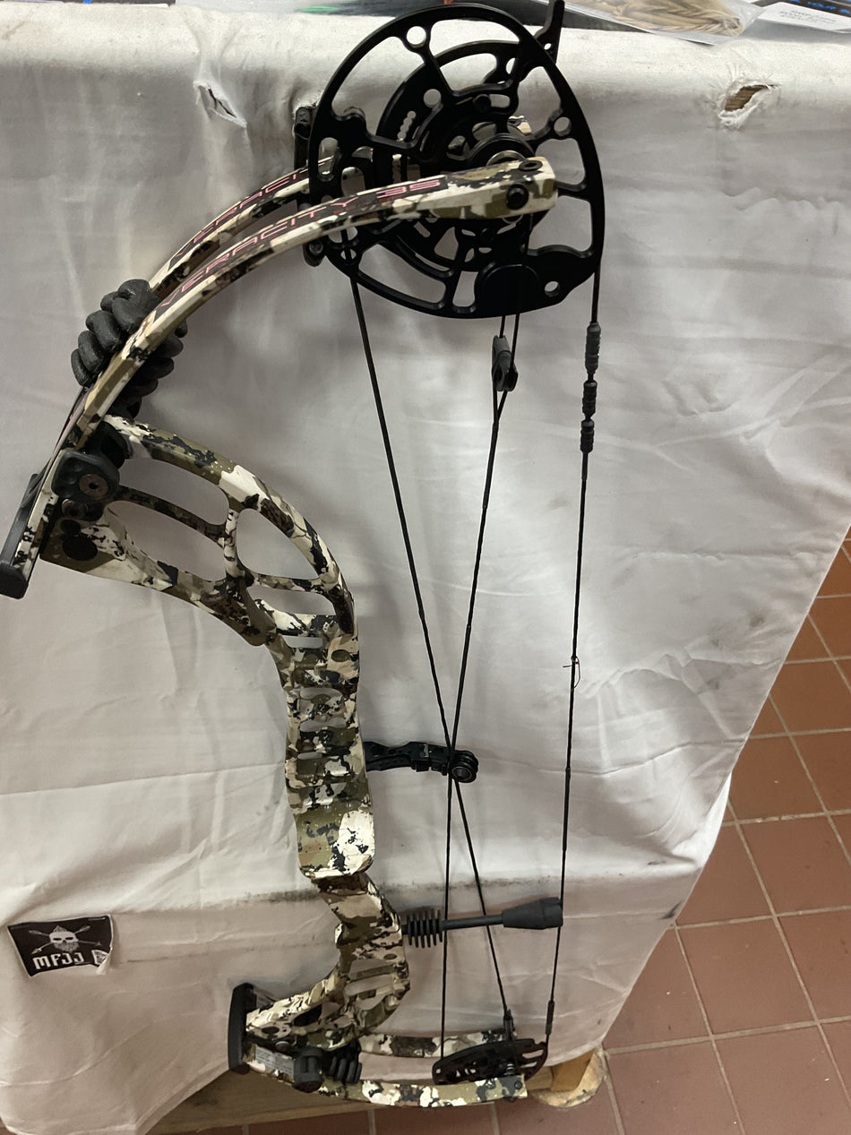 Darton Veracity 35/Kings XK7/RH-DV35RH70-PodiumOutlet-74