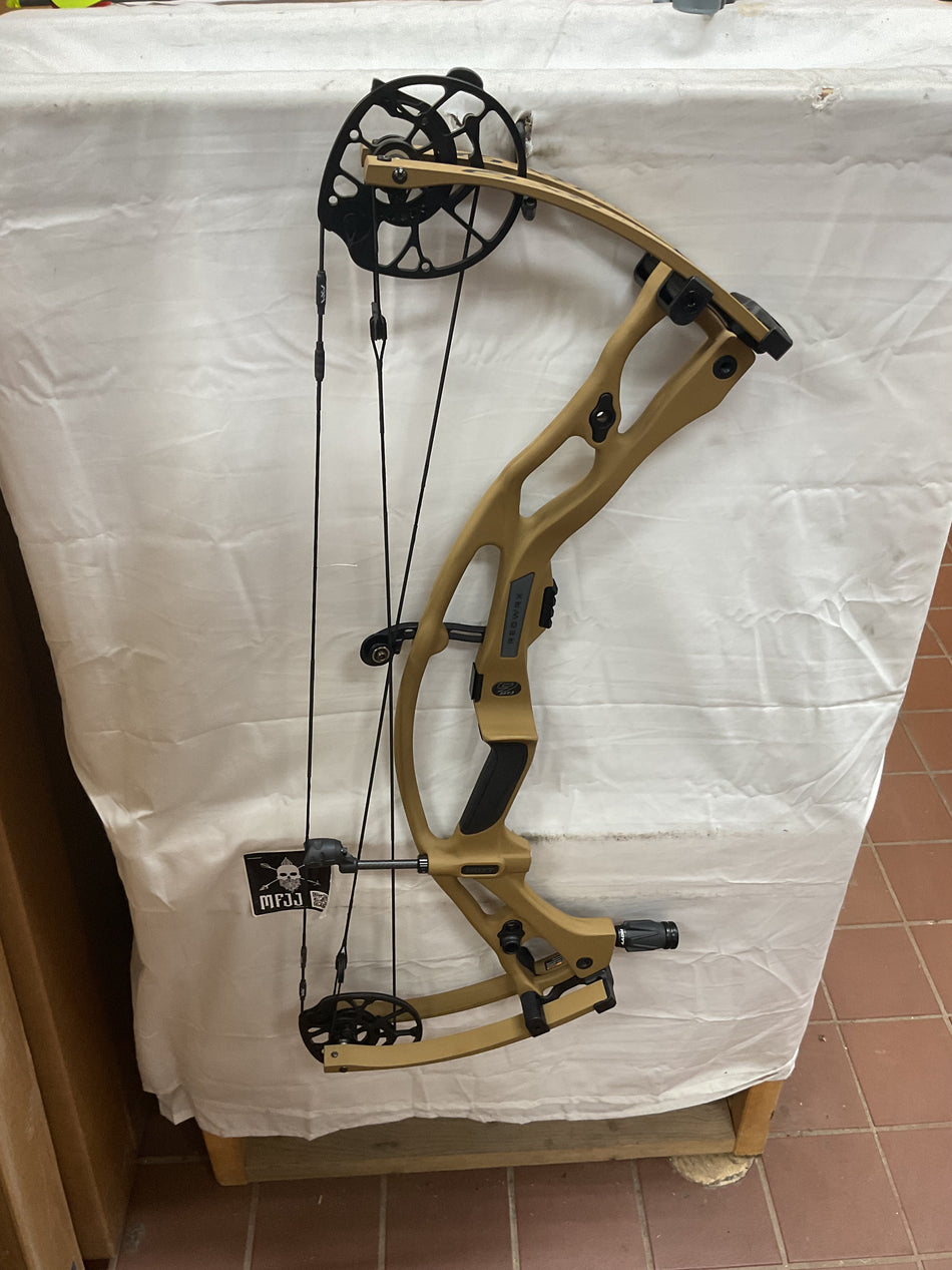 HOYT RX9 SD - LH/Bourbon/70 - #HRX9LHB70 - 12 - USED BOW!!!