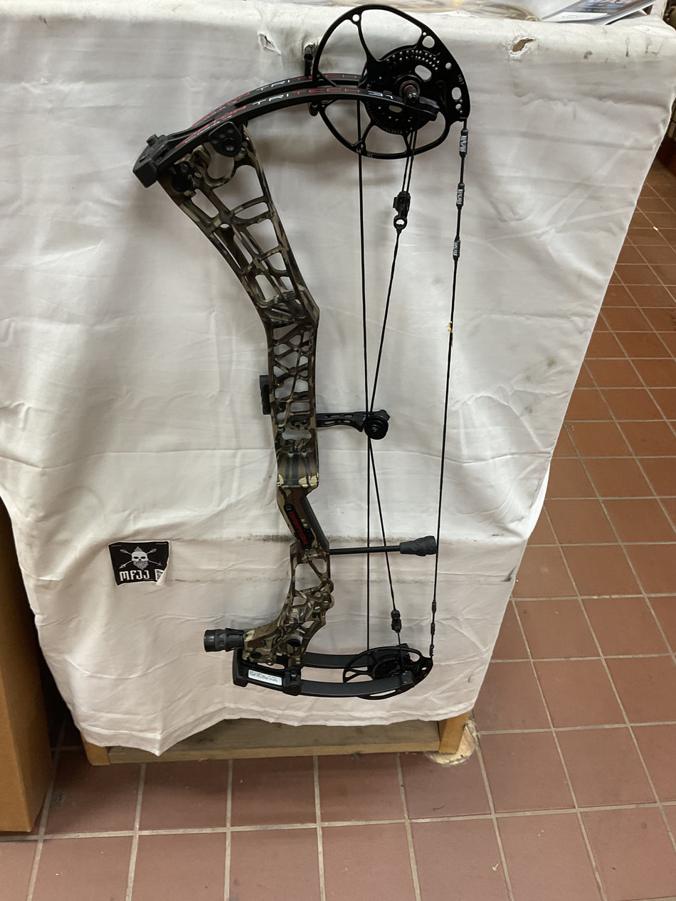 DARTON Tri-Tech 31 - RH/Bottomland/80 - #DTT33RHBTM80 - 7 -USED BOW!!!