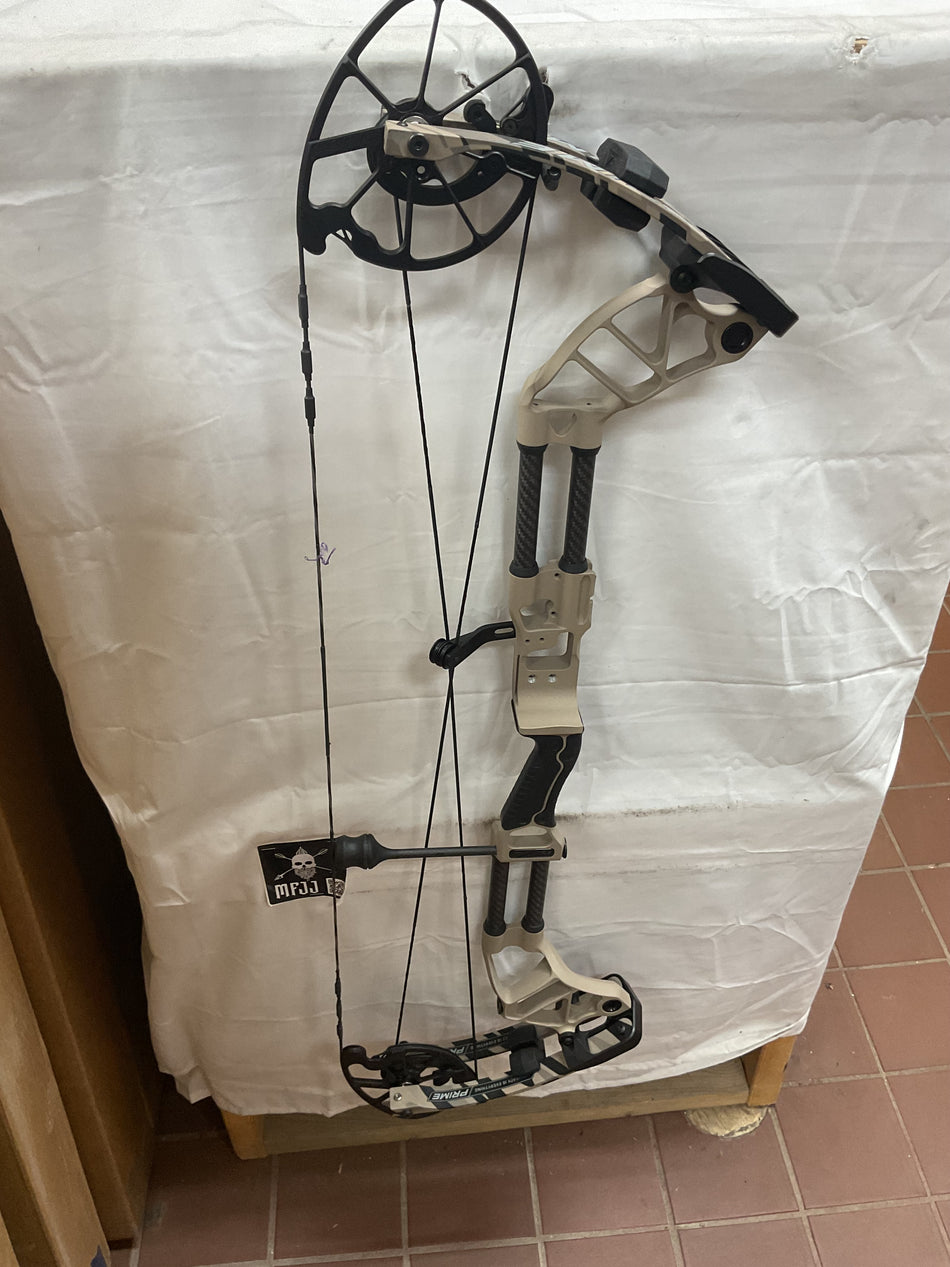 PRIME FORM 34 - LH/RidgeRock Tan-Scar Limbs/70 - PRMFRM34LHRRST70- 16- USED BOW!!!