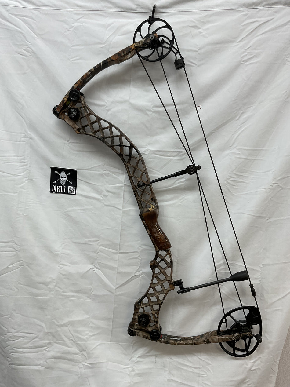 MATHEWS HELI-M LOST - RH/LOST/60-70# - MHERHLXD3070 - 2 USED BOW!!!