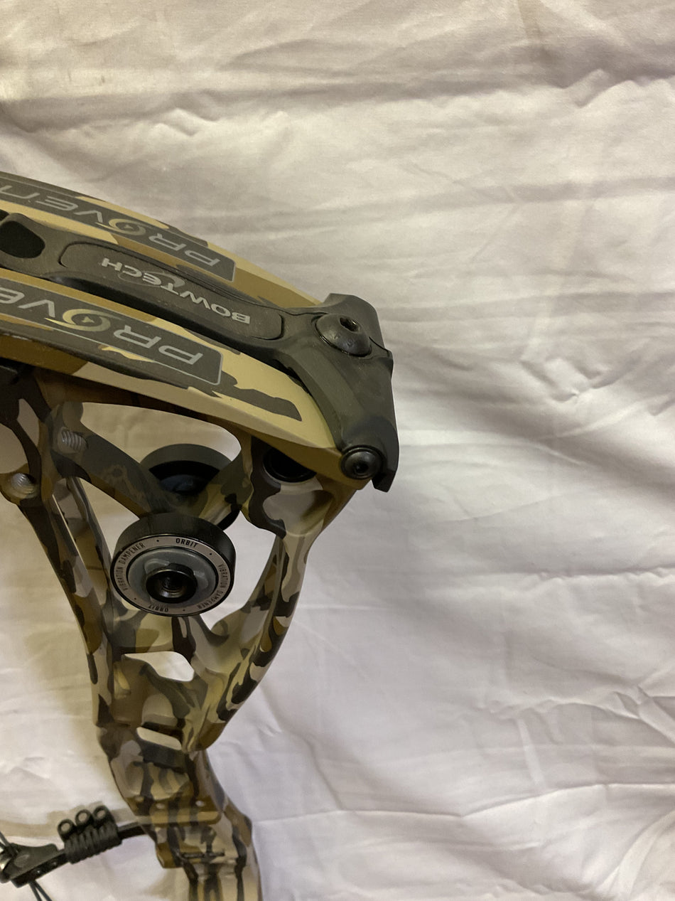 BOWTECH PROVEN 34 - LH/MOSSY OAK BOTTOMLAND/70 - #BP34LHBLND70- 12- USED BOW!!!