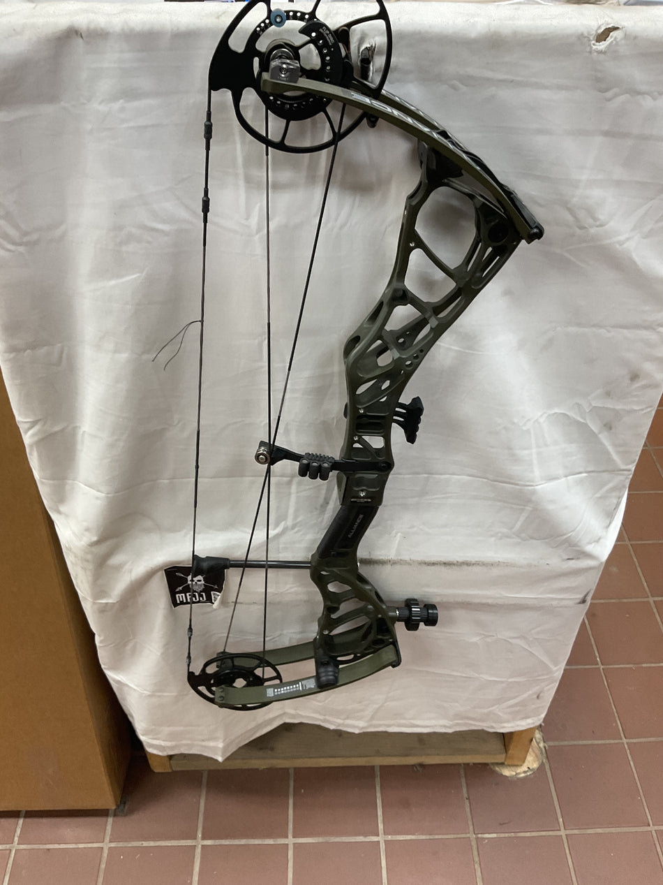 BOWTECH ALLIANCE 30- RH/OD Green/70 - #BA30RHODG70- 1 - USED BOW!!!