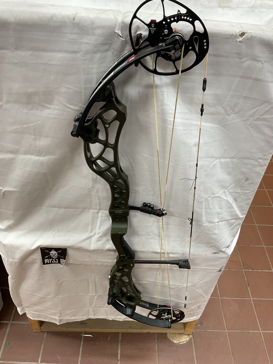 Bowtech Reckoning GEN 2/OD Green/RH-BTG2RH60-PodiumOutlet-9
