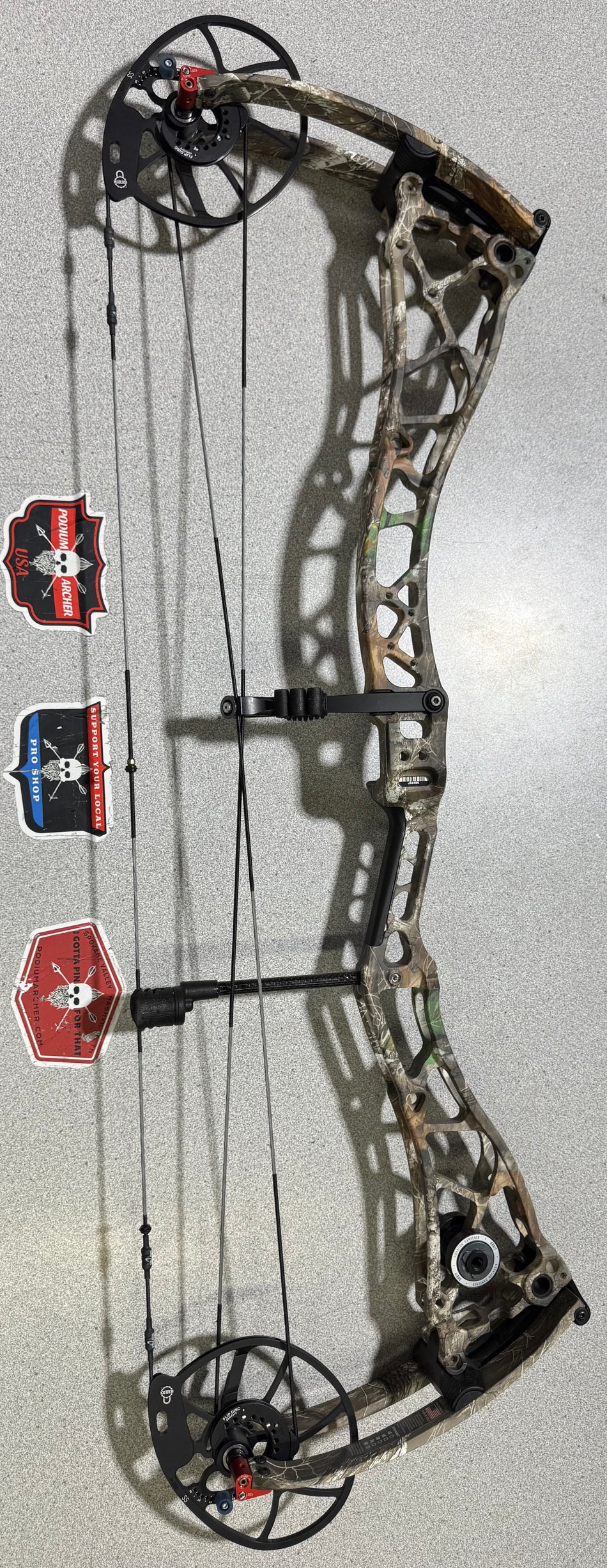 BOWTECH SX80 - RH/REALTREE/80 -3486- USED BOW
