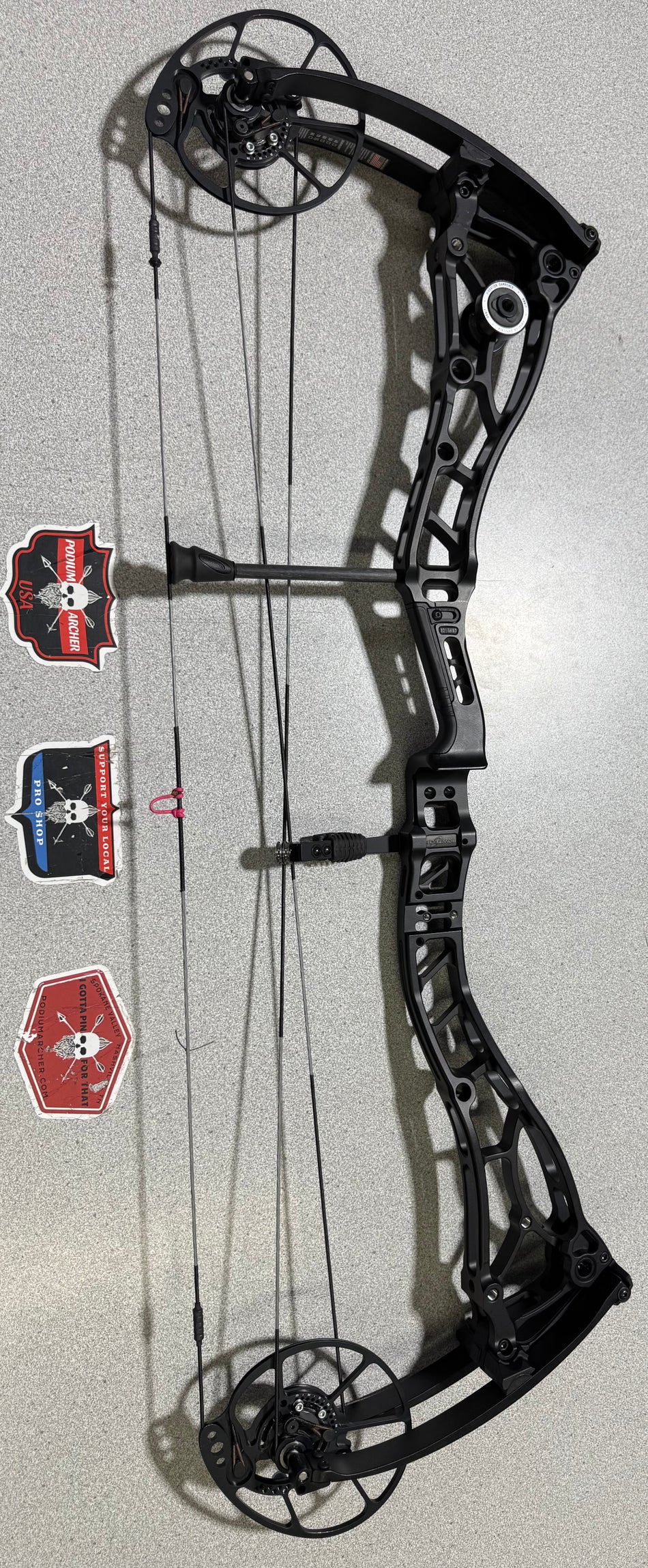 BOWTECH PROVEN 34 - RH/BLACK/70 -4558- USED BOW