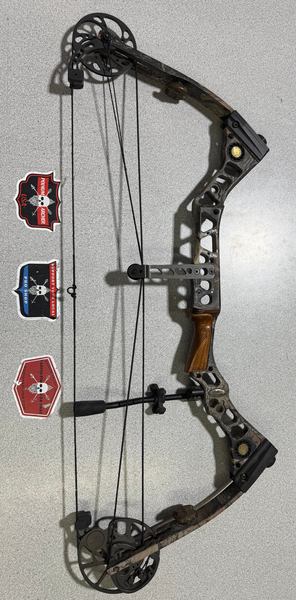 MATHEWS OUTBACK - RH/CAMO/70 -7090- USED BOW