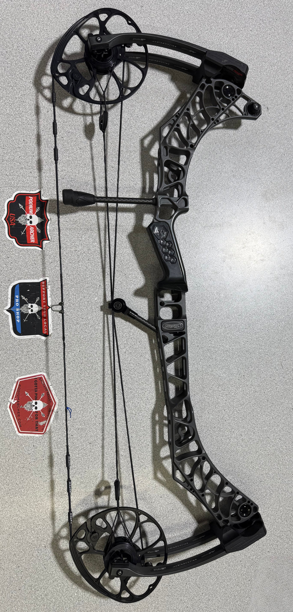 MATHEWS V3 31 - RH/GRAY/75 -6505- USED BOW