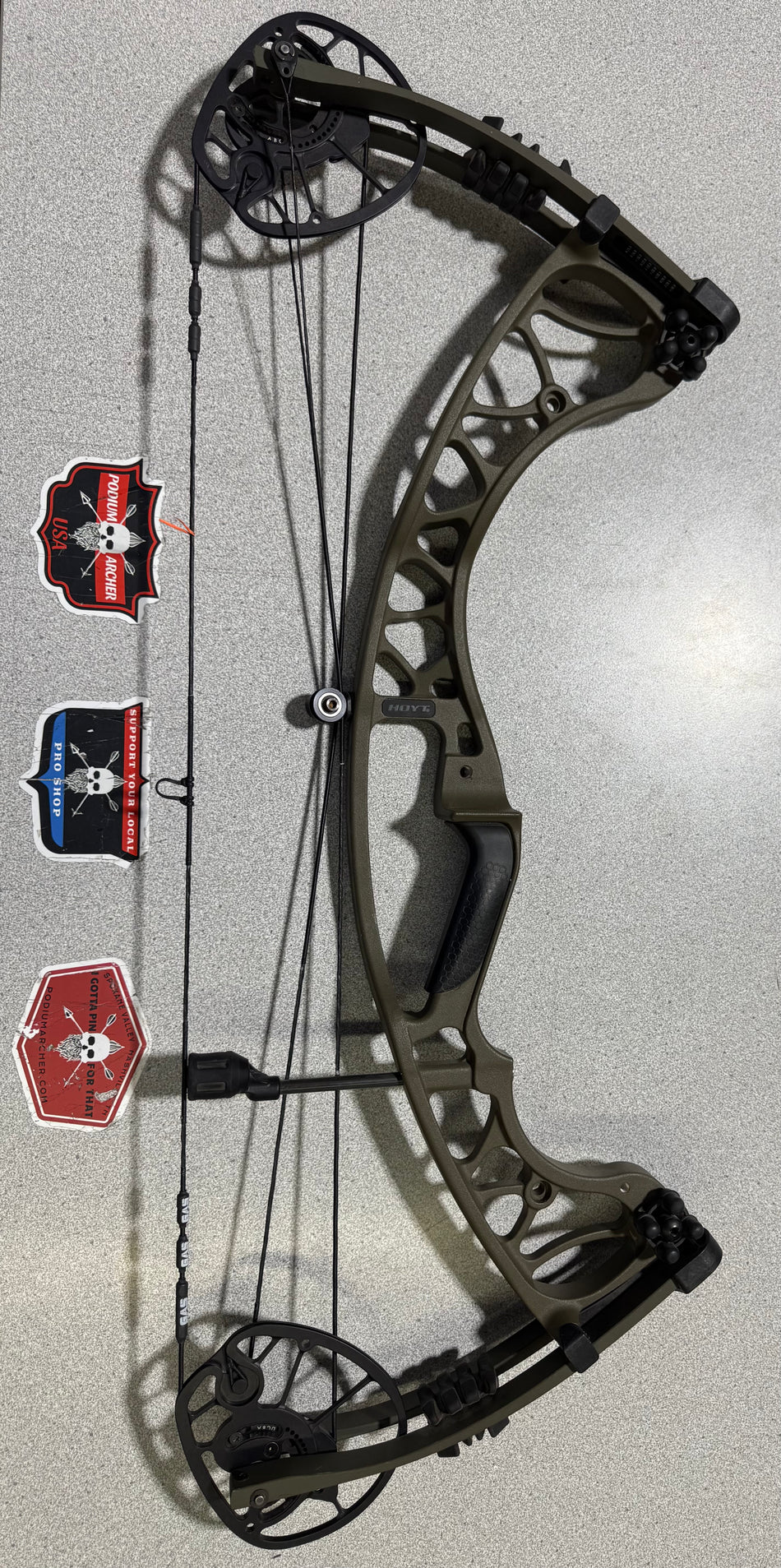 HOYT TORREX XT- LH/WILDERNESS/70 -7213- USED BOW