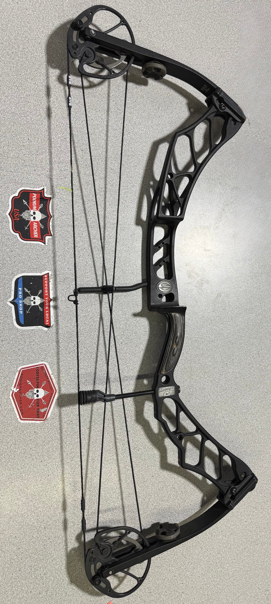 ELITE IMPULSE 34 - LH/BLACK/70 -4685- USED BOW