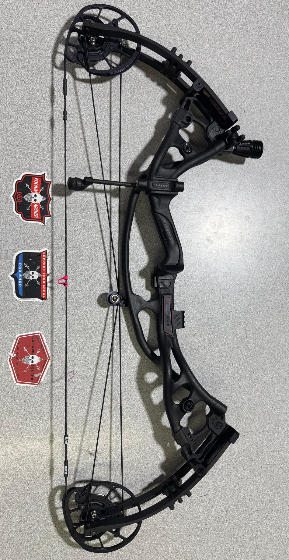 HOYT RX-5 ULTRA - RH/BLACK/70 -5522- USED BOW