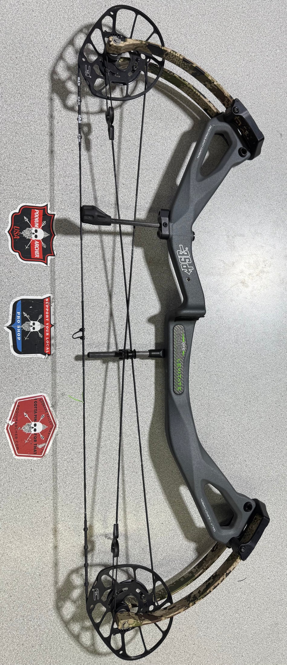 PSE LEVITATE - RH/GRAY/60 -9223- USED BOW