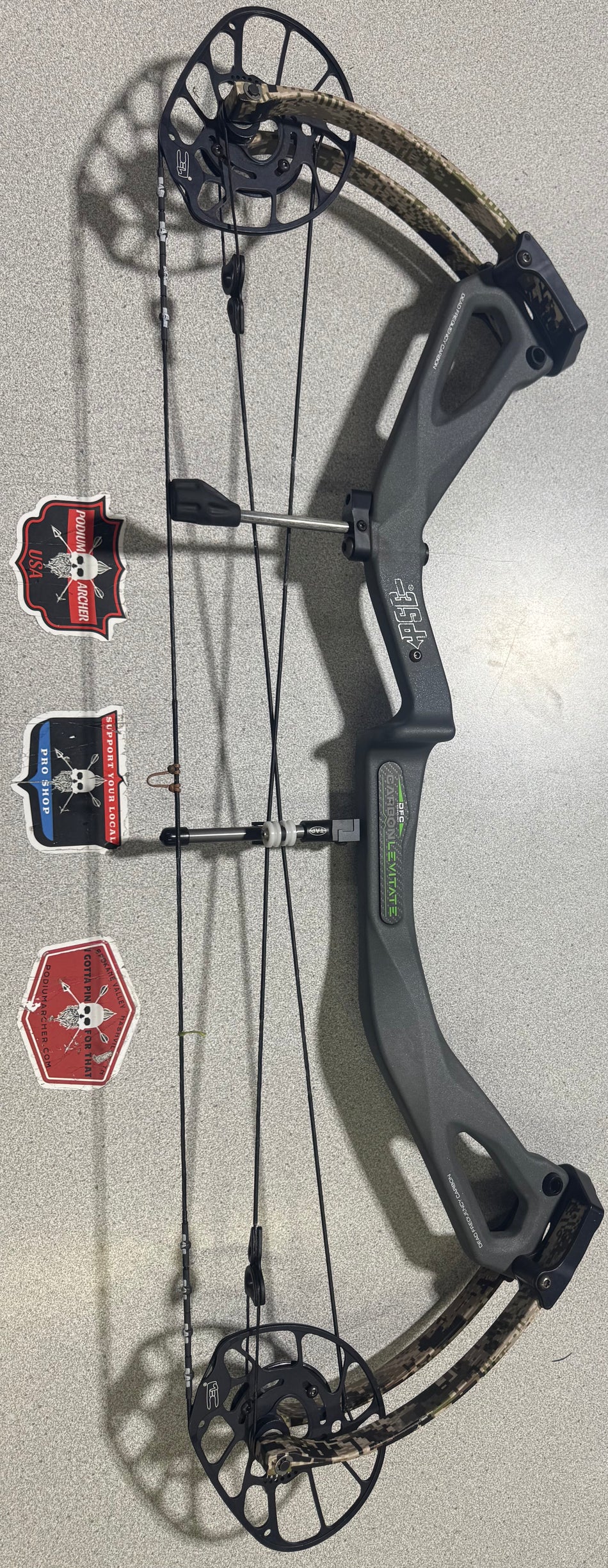 PSE LEVITATE - RH/GRAY/60 -2950- USED BOW