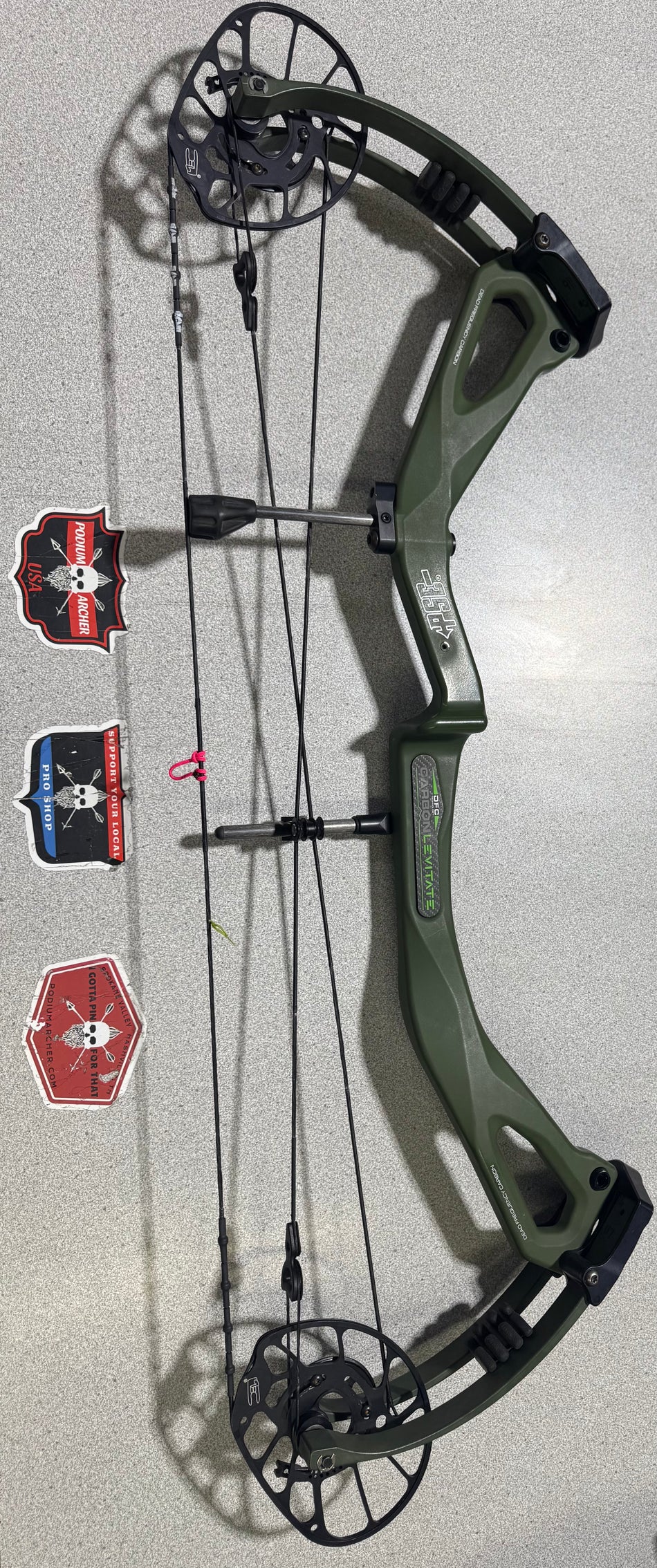 PSE LEVITATE - RH/GREEN/70 -1481- USED BOW