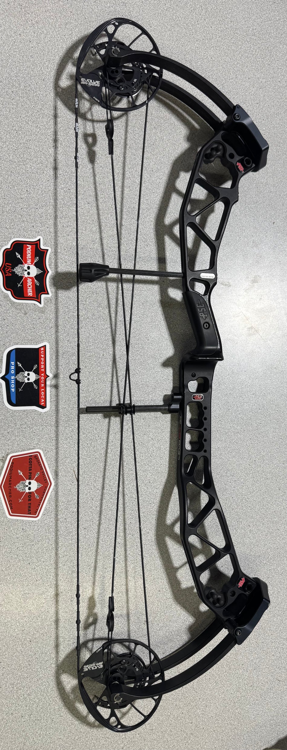 PSE EVO EVL 34 - RH//70/BLACK - 1805- USED BOW