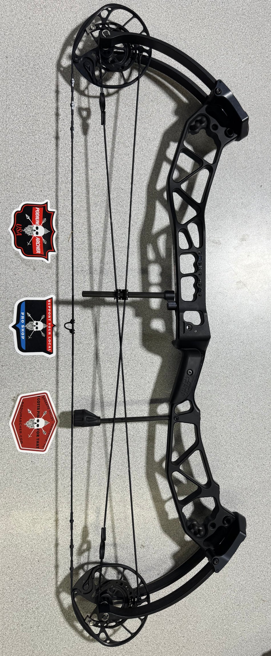 PSE EVO EVL 34 - RH//70/BLACK - 1805- USED BOW
