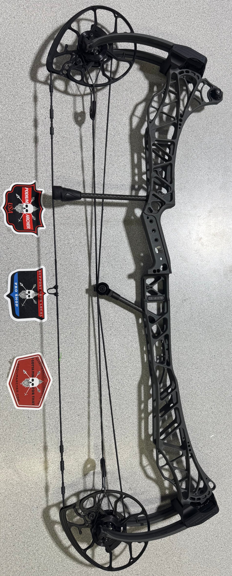 MATHEWS LIFT X 33 - RH/SHALE/80 -7740- USED BOW