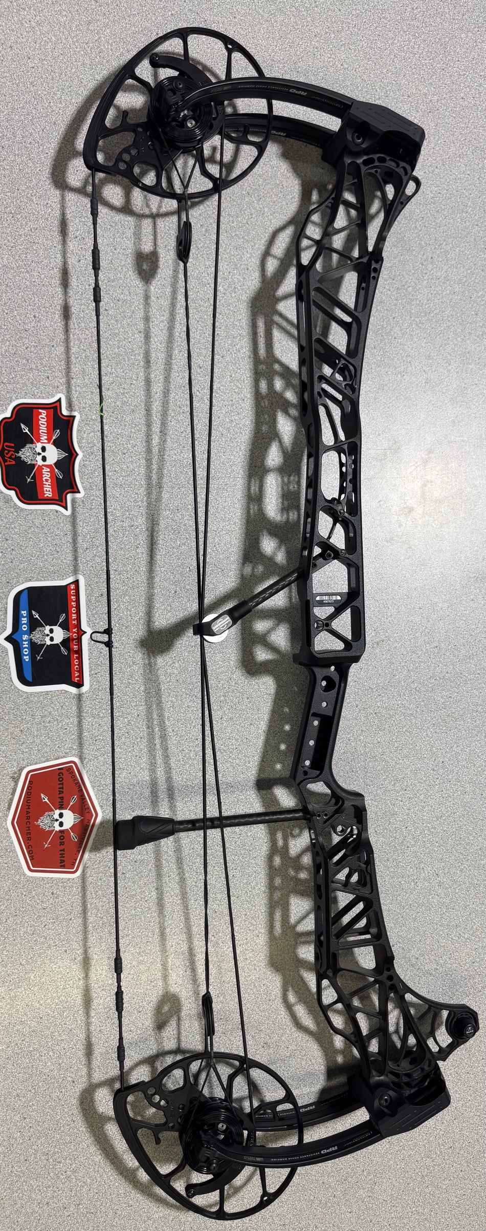 MATHEWS LIFT 33 - RH/BLACK/80 -7670- USED BOW