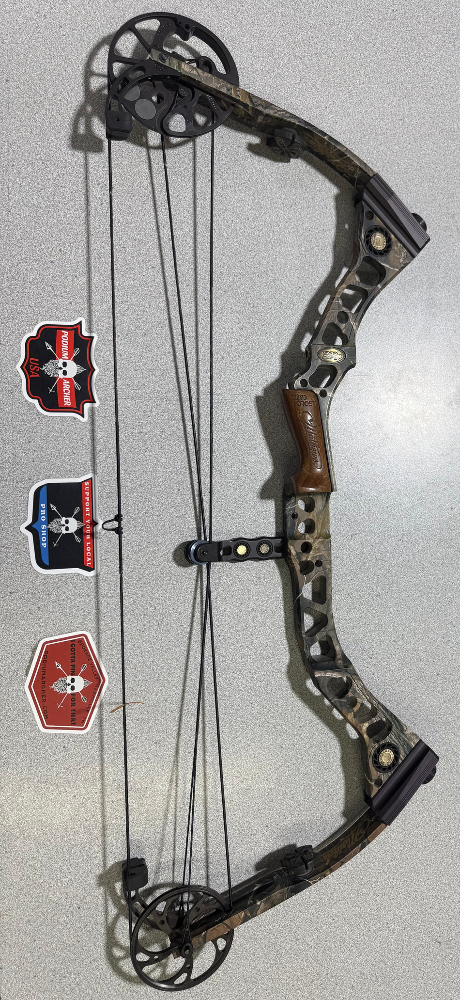 MATHEWS S2 - RH/REALTREE/70 -3105- USED BOW