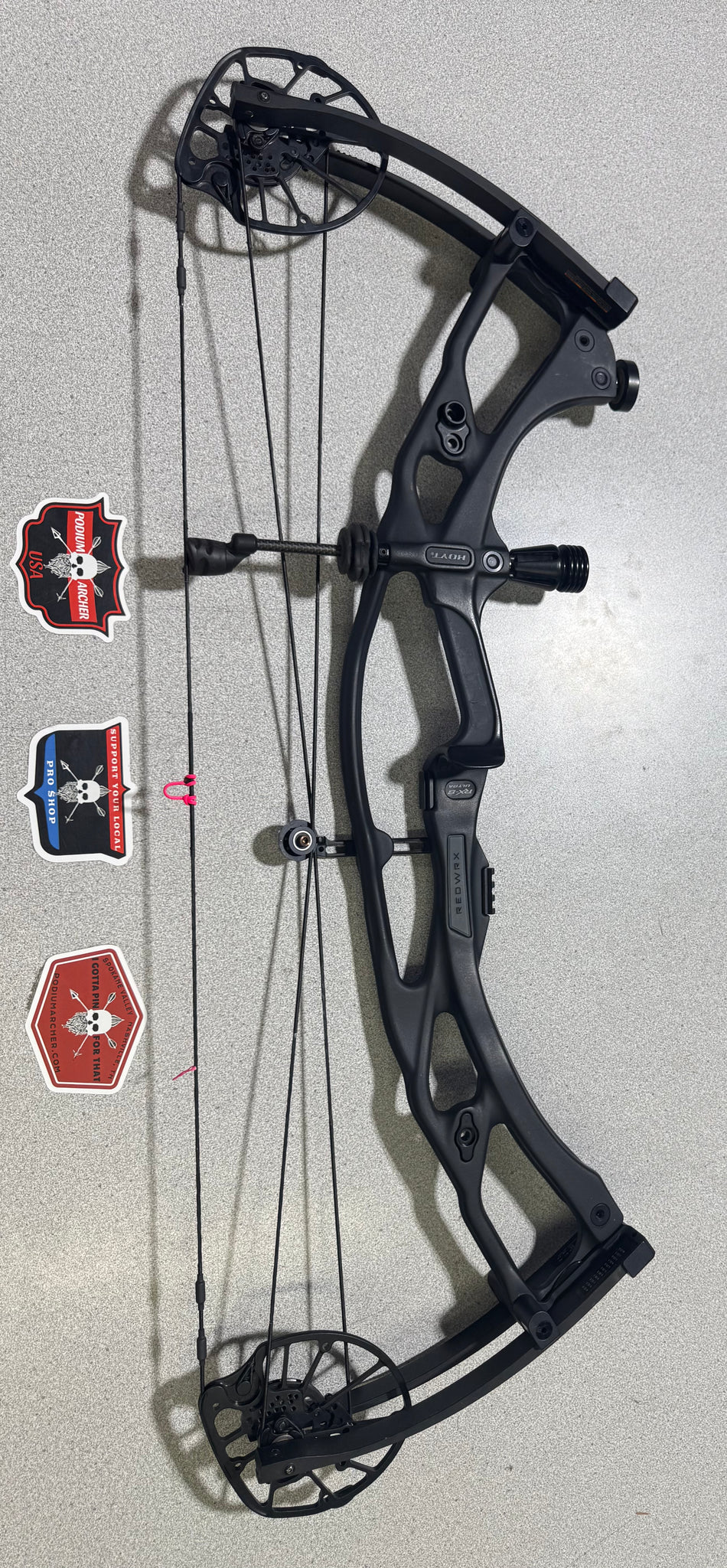 HOYT RX8 ULTRA - RH/BLACK/70 -1631- USED BOW