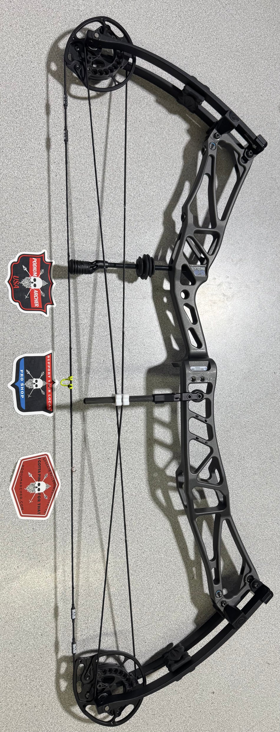 ELITE REZULT - LH/GREY/60 - 3363 - USED BOW