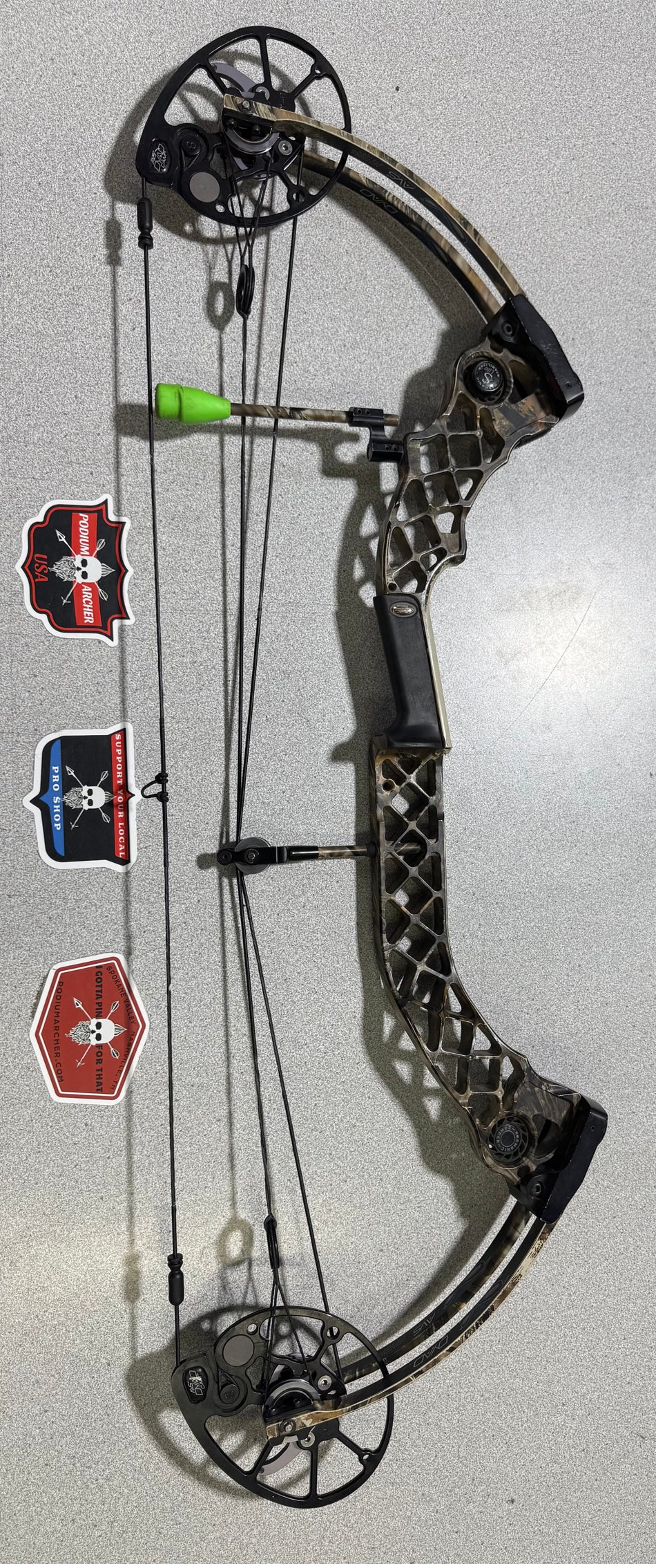 MATHEWS MONSTER CHILL R - RH/LOST/70 -0661- USED BOW