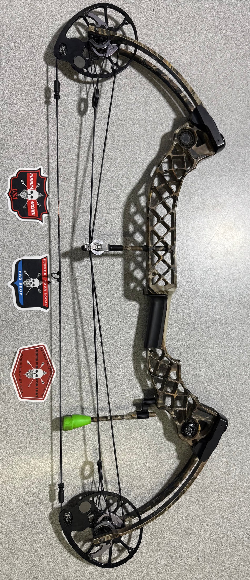 MATHEWS MONSTER CHILL R - RH/LOST/70 -0661- USED BOW