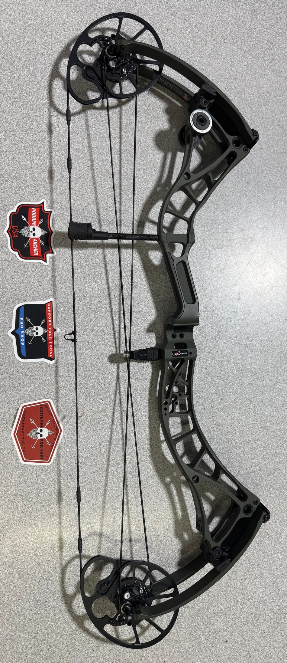 BOWTECH SOLUTION - RH/GREEN/60 - 2382 - USED BOW