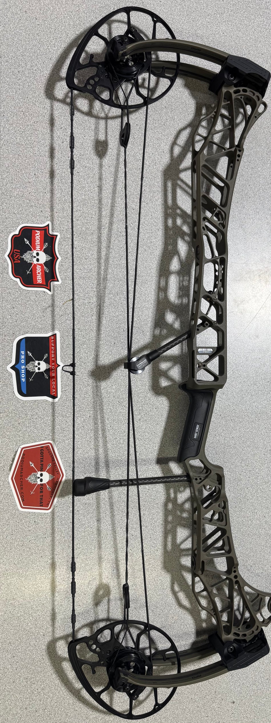 MATHEWS LIFT 33 - RH/AMBUSH/80 -6527- USED BOW