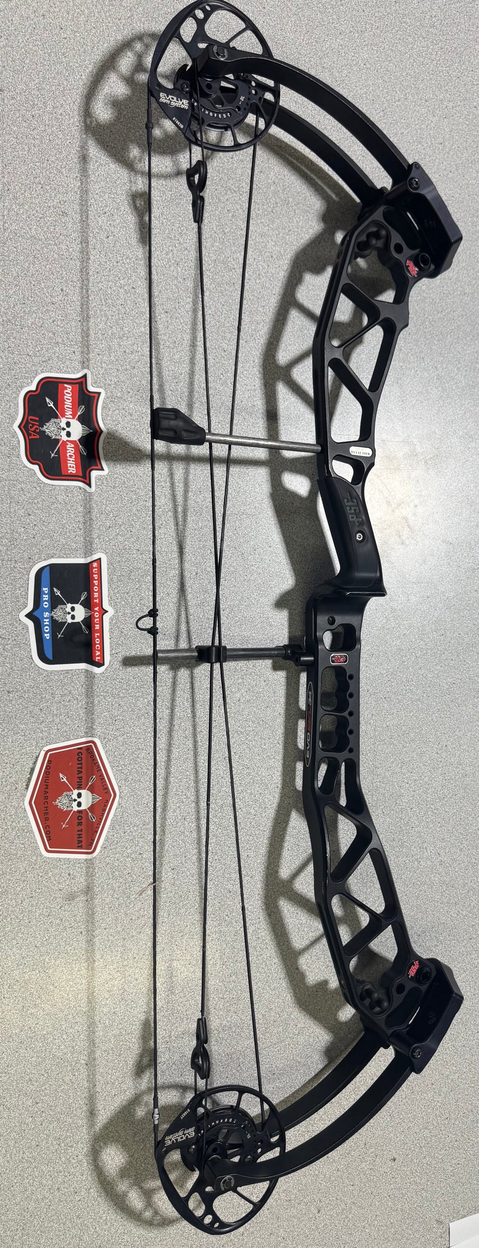 PSE EVO EVL 34 - RH//70/BLACK - 0424- USED BOW