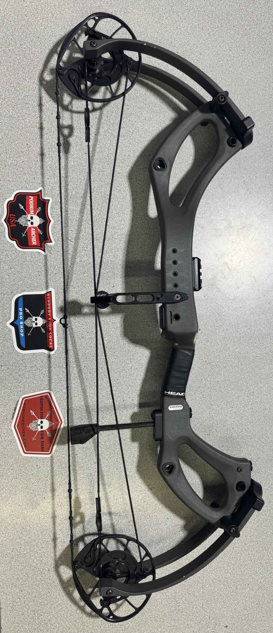PSE MACH 30 DS - RH/GRAY/70 - 5545  - USED BOW