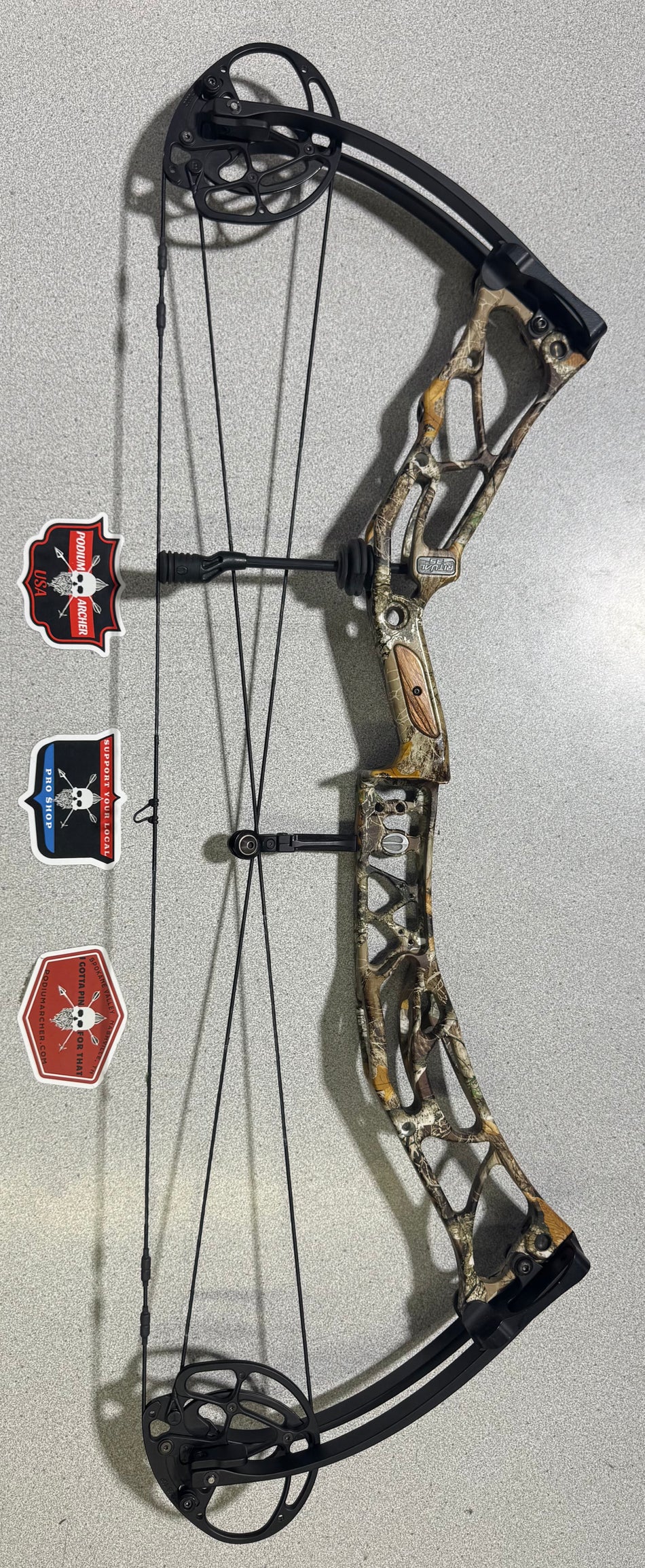 ELITE RITUAL 35 - RH/REALTREE-BLACK/70 - 2391 - 1 - USED BOW
