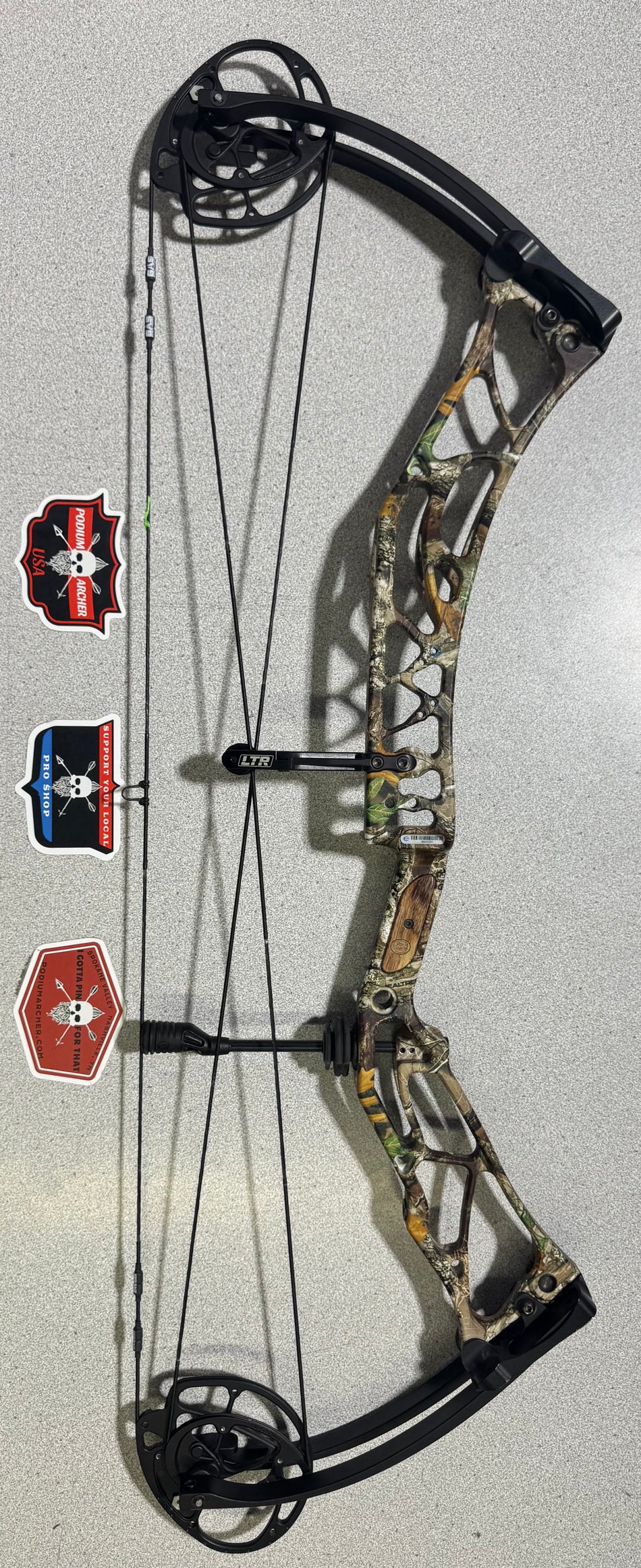 ELITE RITUAL 35 - RH/REALTREE-BLACK/70 - 2391 - 1 - USED BOW