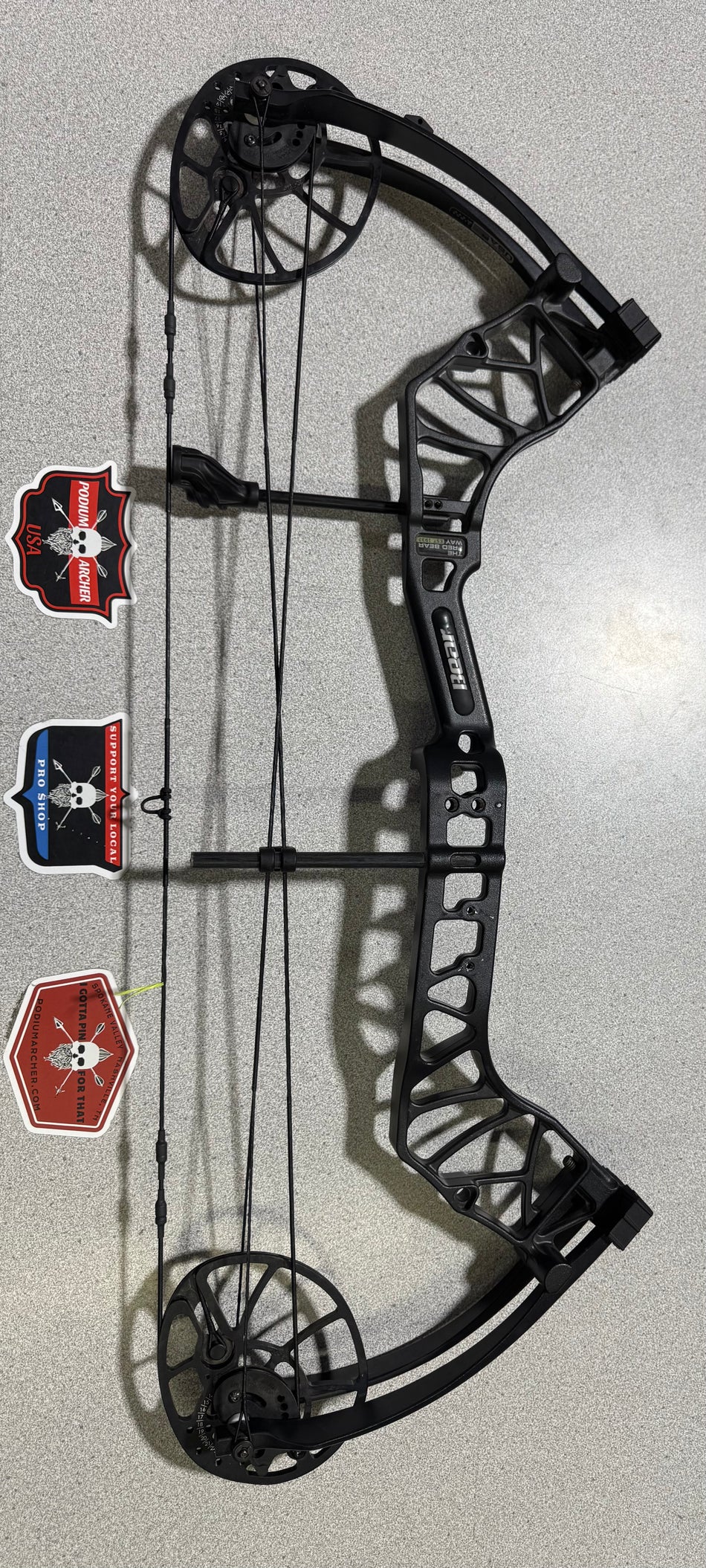BEAR LEGIT - LH/BLACK/65 -6912- USED BOW