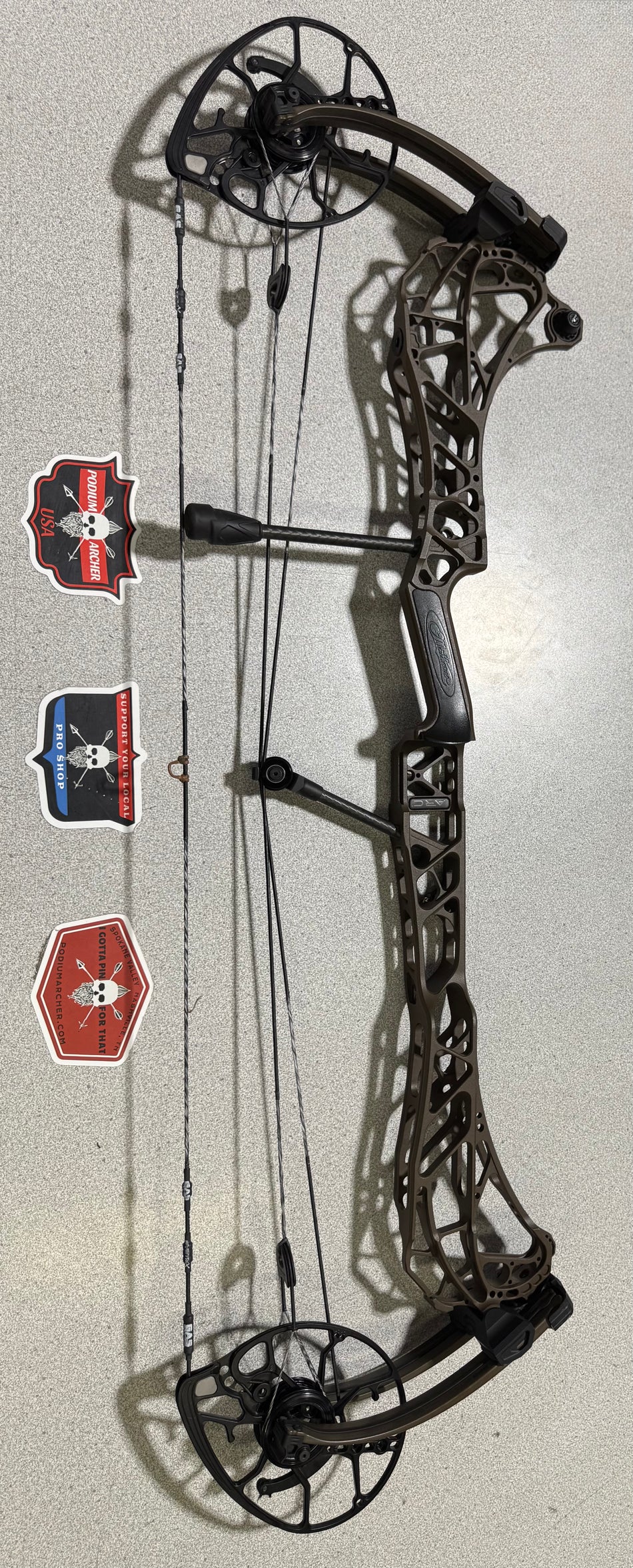 MATHEWS ARC 34 - RH/KODIAK/80 -2670- USED BOW