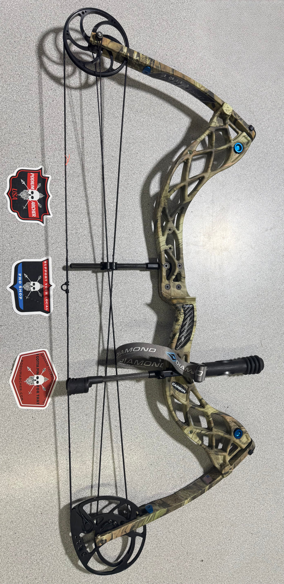DIAMOND CARBON CURE LH/CAMO/70 -3225- USED BOW