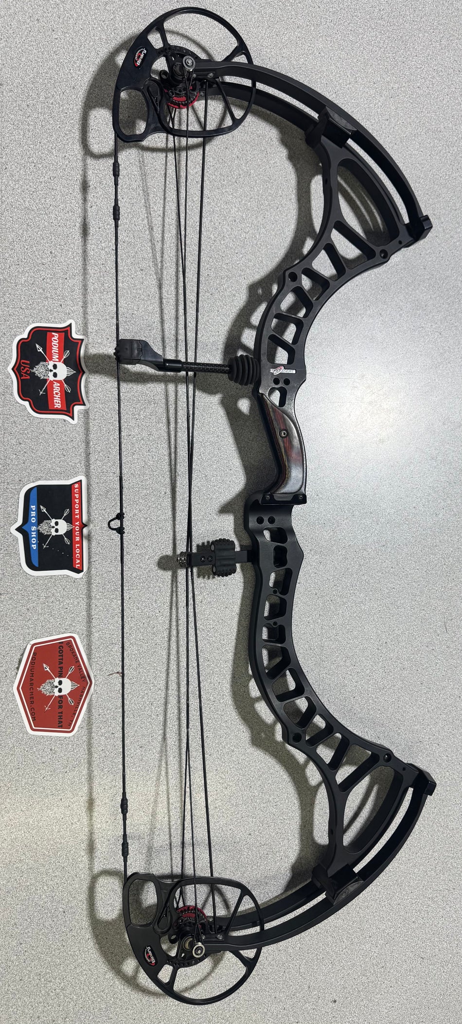 BOWTECH INSANITY CPX - RH/BLACK/70 -2549- USED BOW