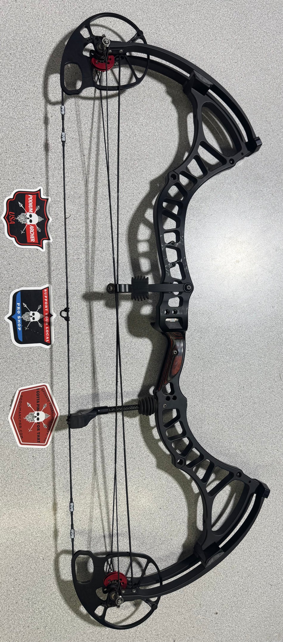 BOWTECH INSANITY CPX - RH/BLACK/70 -2549- USED BOW