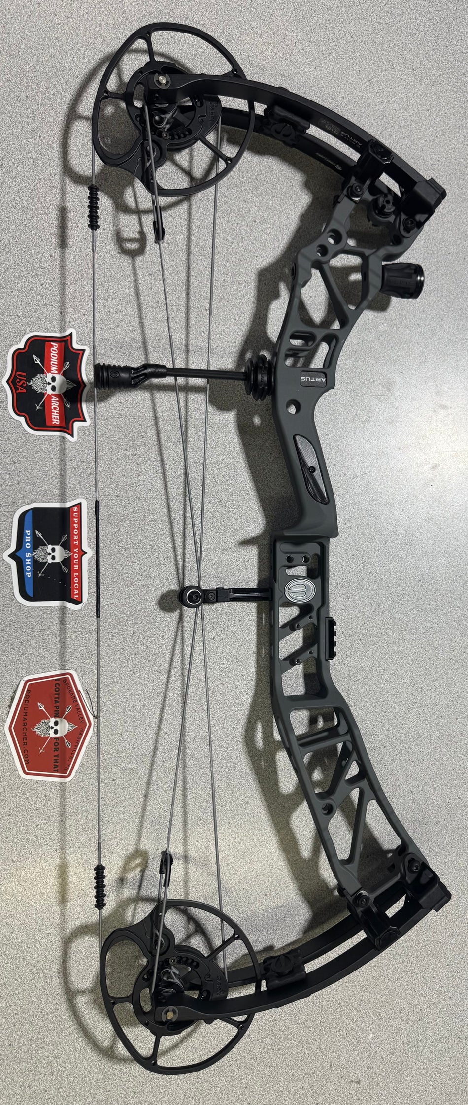 ELITE ARTUS - RH/GRAY/75 - 3110 - USED BOW
