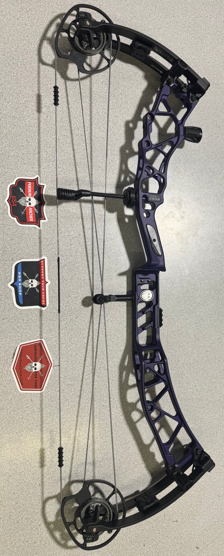 ELITE EXALT 35 - RH/PURPLE/60 -9643- USED BOW