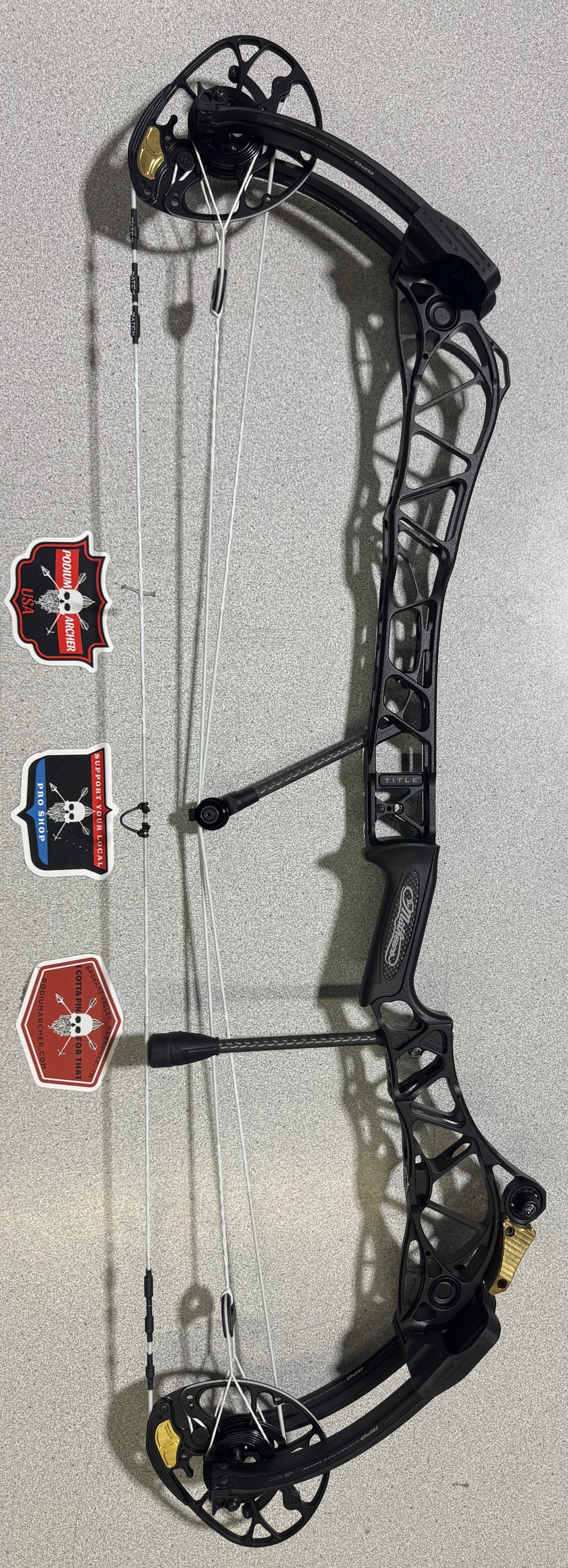 MATHEWS TITLE 36 - LH/BLACK/70 -3199- USED BOW