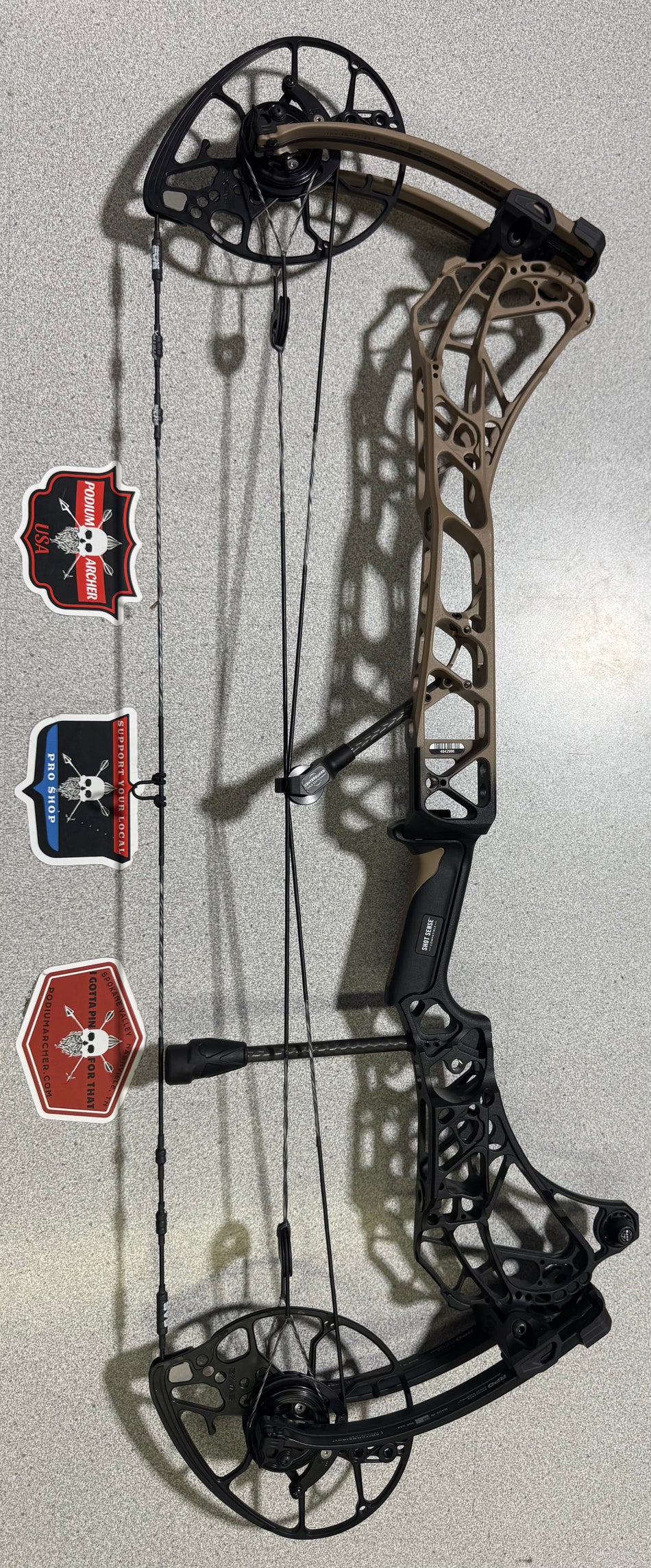 MATHEWS ARC 30 - RH/EARTH-FTB/80 - 2966 - USED BOW
