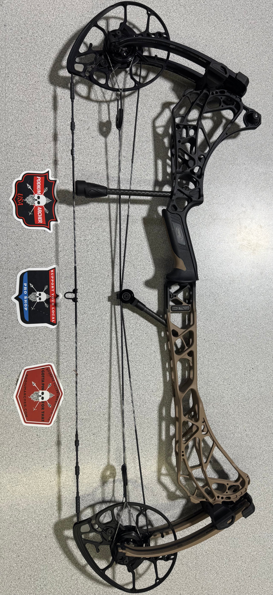 MATHEWS ARC 30 - RH/EARTH-FTB/80 - 2966 - USED BOW