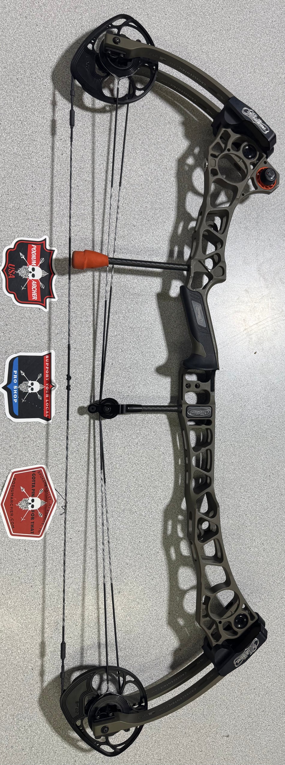 MATHEWS TRX 34 - RH/AMBUSH/70 -3723- USED BOW