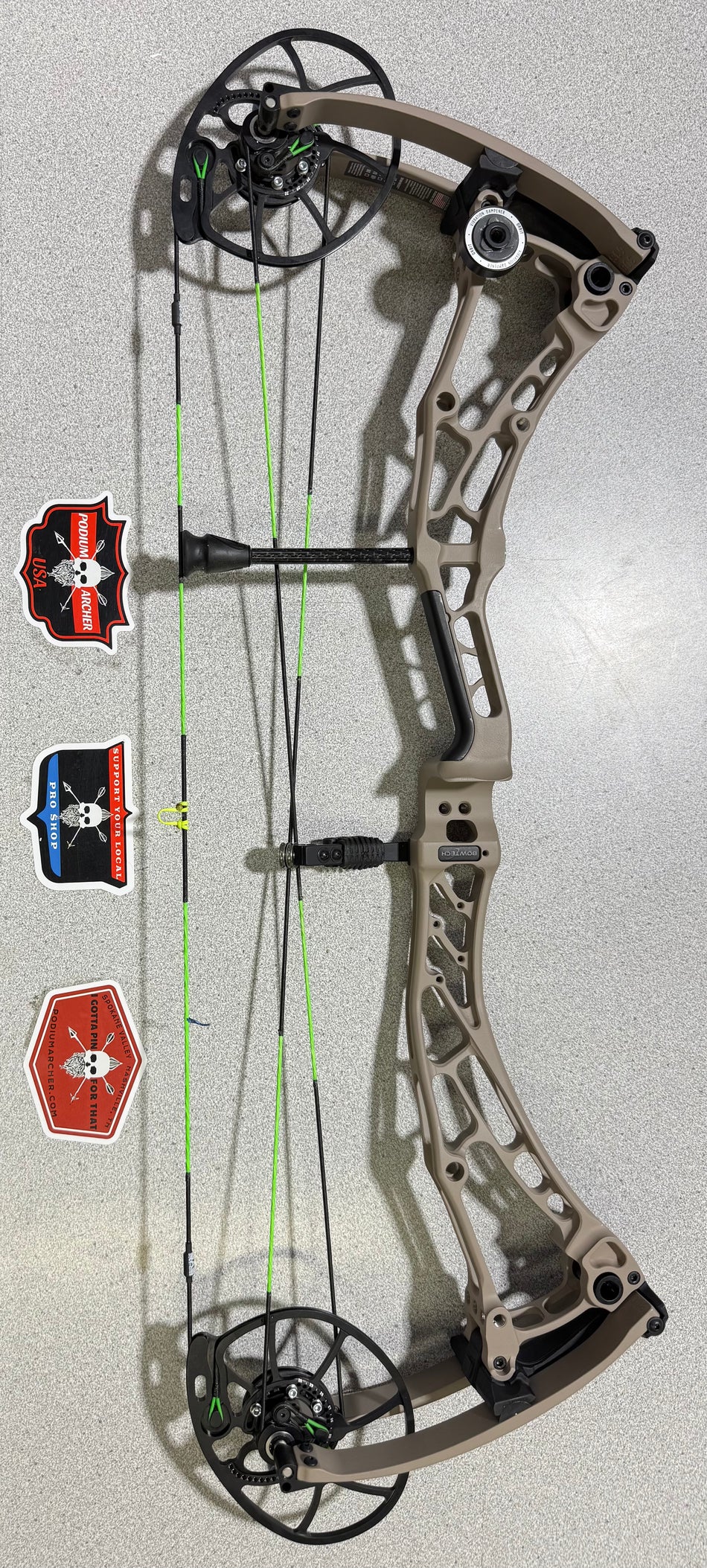 BOWTECH SOLUTION LS - RH/TAN/70 -2252- USED BOW