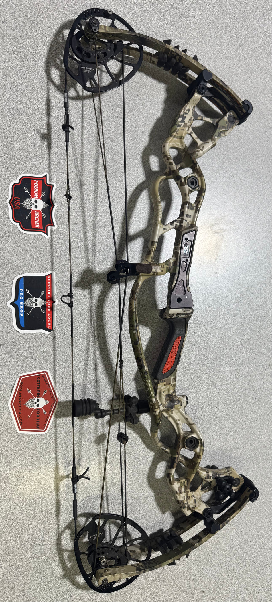 HOYT RX1  - RH/SUBALPINE/70 -3674- USED BOW