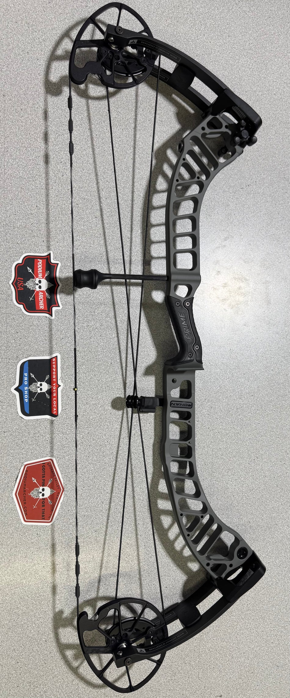 PRIME RONAN RH/GRAY/70 -4654- USED BOW