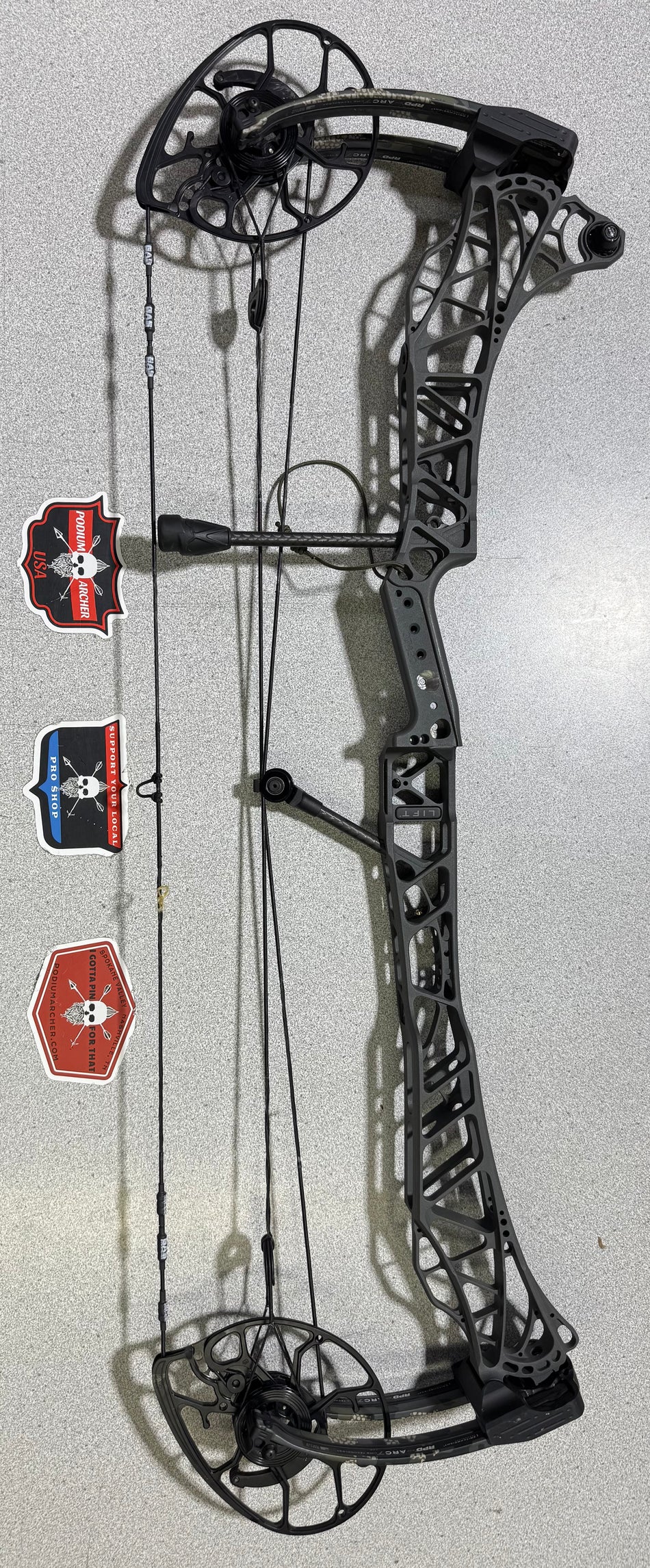 MATHEWS LIFT X 33 - RH/GREY/80 -1006- USED BOW