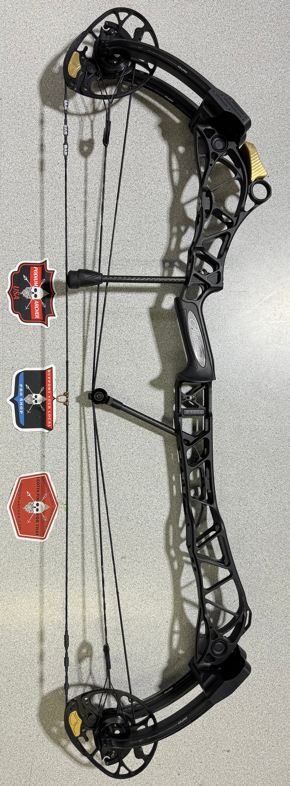 MATHEWS TITLE 36 GEN 1 - RH/BLACK/70 -5538- USED BOW