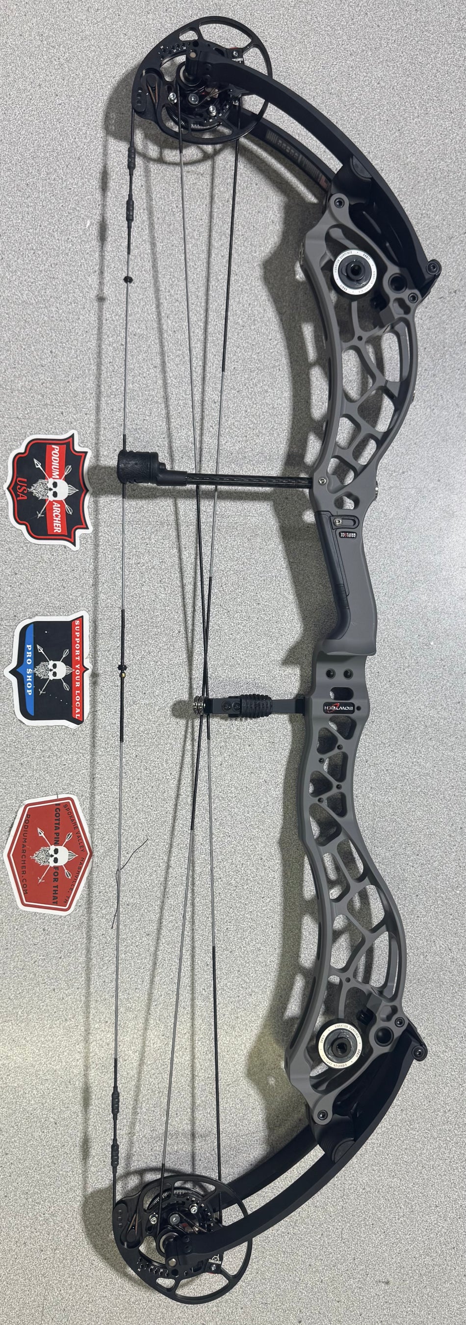BOWTECH RECKONING GEN2 36 - RH/GREY/60 -0011- USED BOW